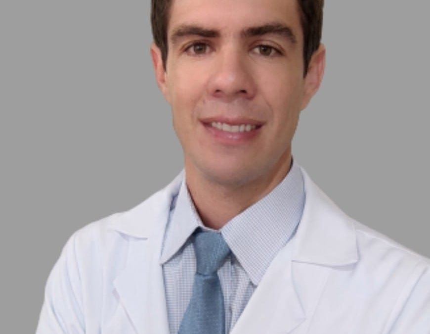 DR. DANIEL NAVES ARAÚJO TEIXEIRA
